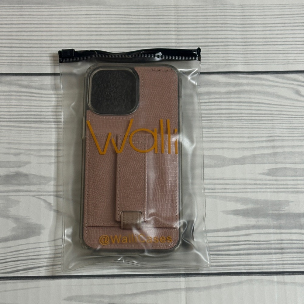 Wallis Blush Leather Phone Case